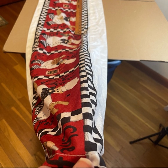 Kitchen Curtains 3 Piece Set 2 Tiers with 1 Valance White with Chef Design - Picture 4 of 8